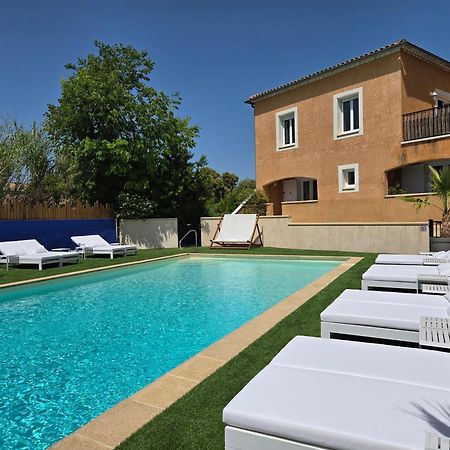 Hotel Le Saint-Genies Uzès Eksteriør bilde