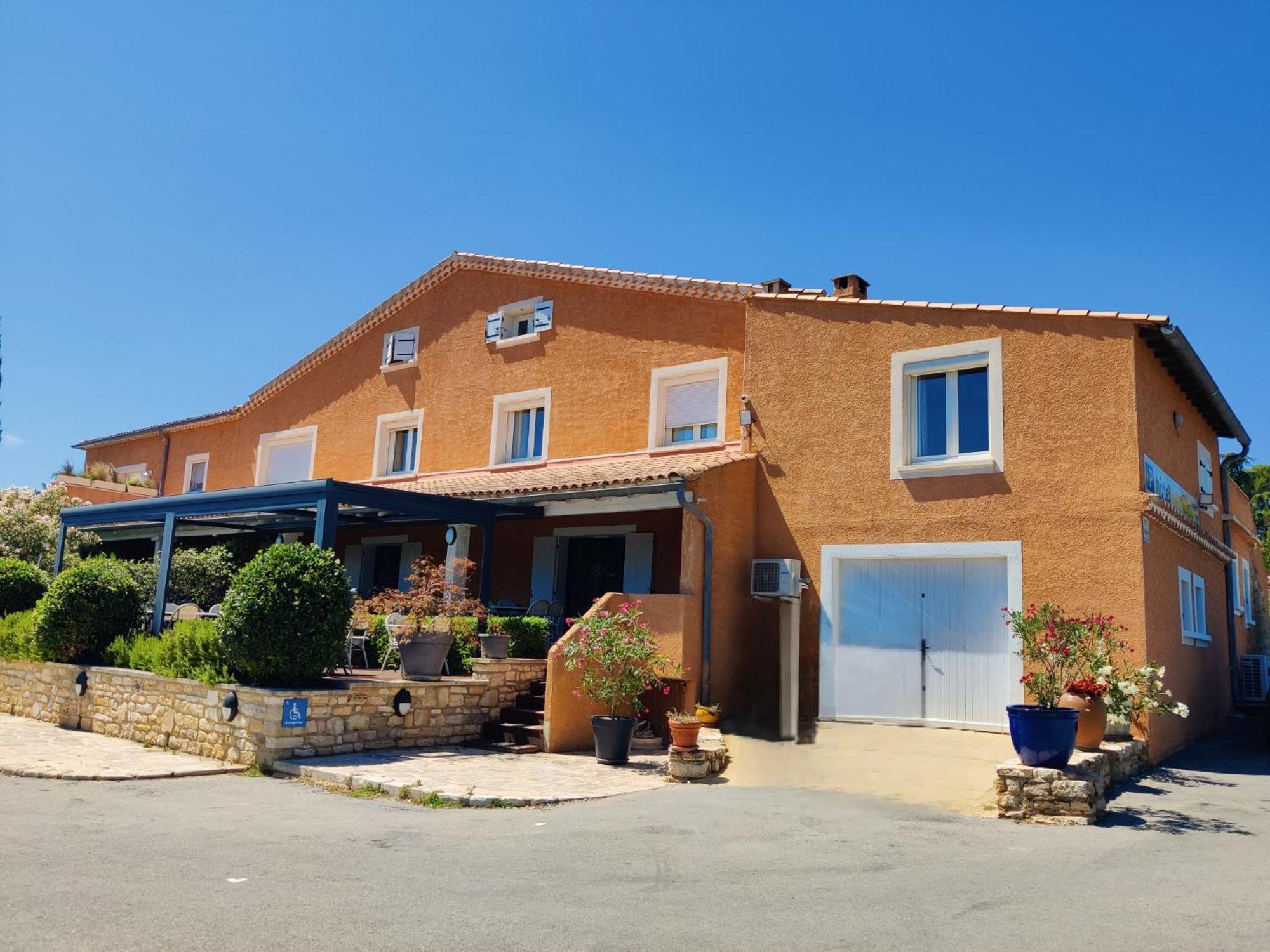 Hotel Le Saint-Genies Uzès Eksteriør bilde