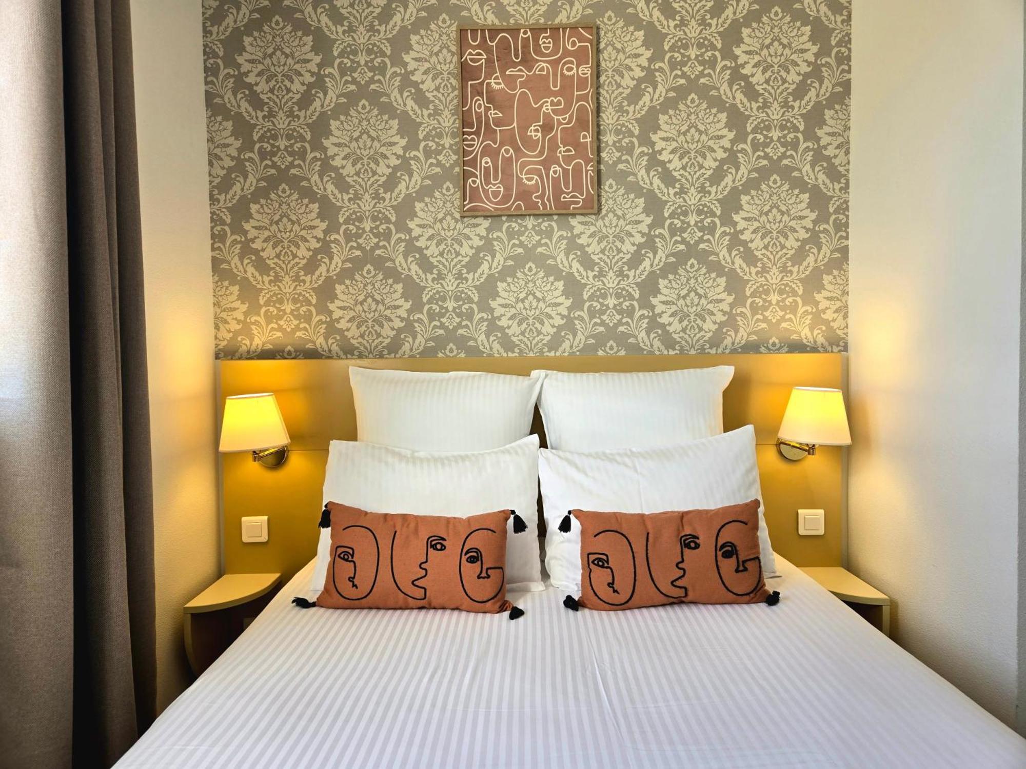 Hotel Le Saint-Genies Uzès Eksteriør bilde