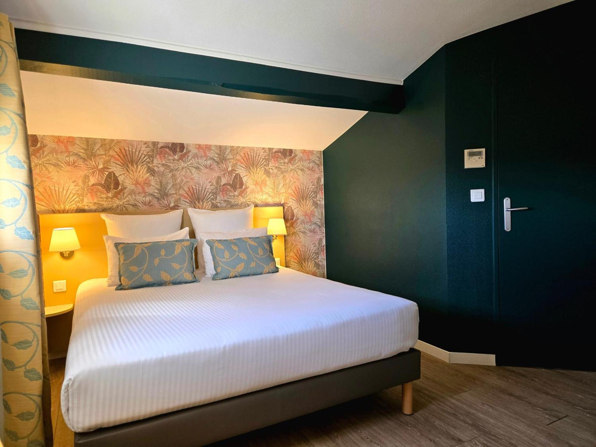 Hotel Le Saint-Genies Uzès Eksteriør bilde