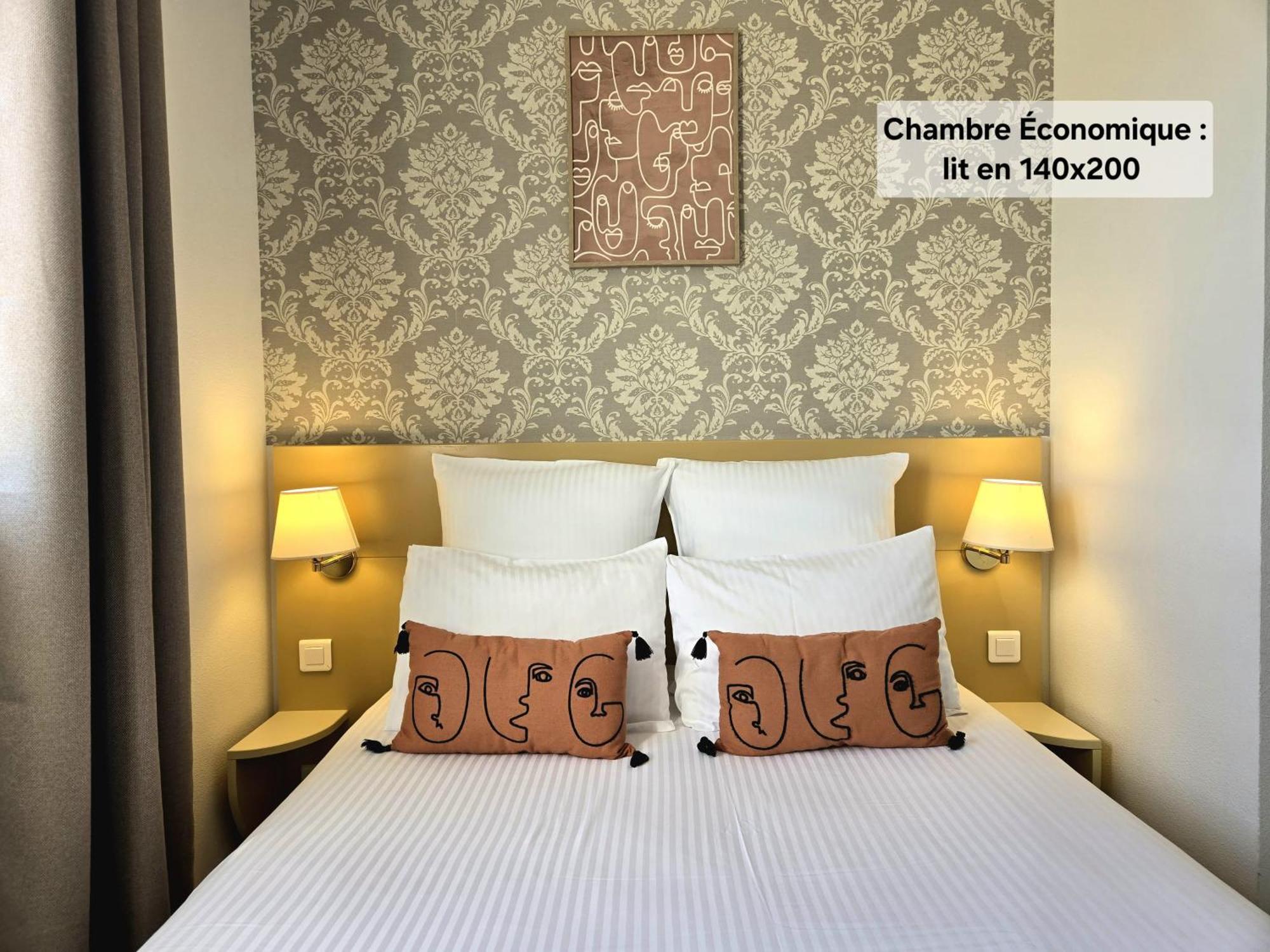Hotel Le Saint-Genies Uzès Eksteriør bilde