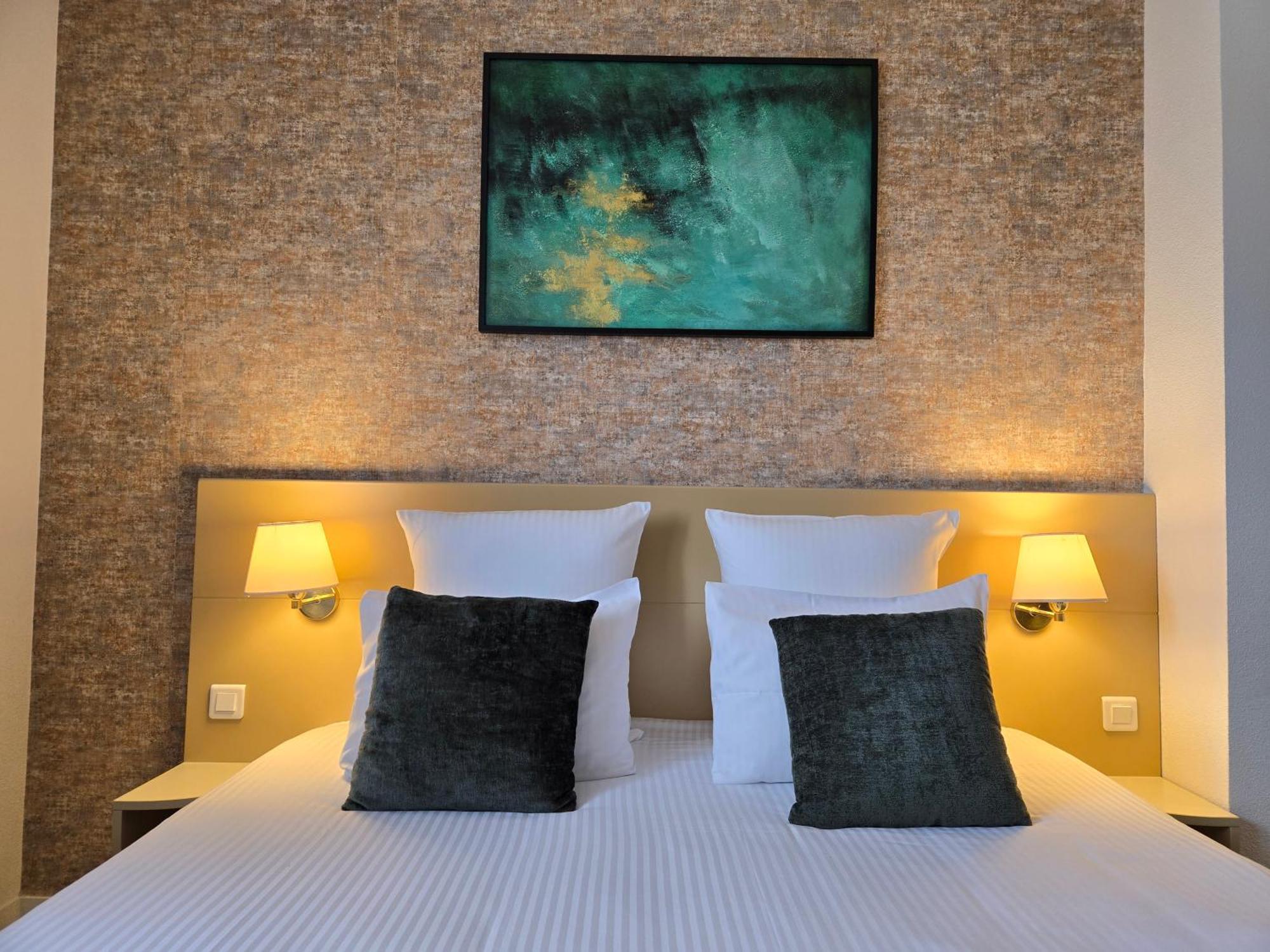 Hotel Le Saint-Genies Uzès Eksteriør bilde